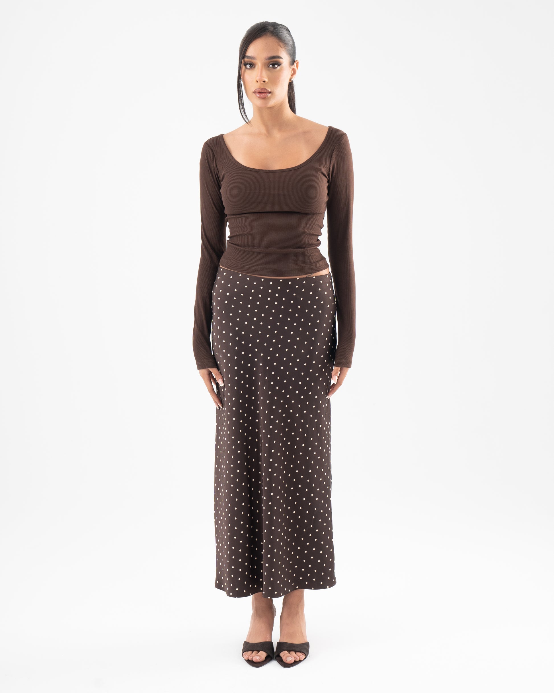 Core Skin Scoop Top In Brown