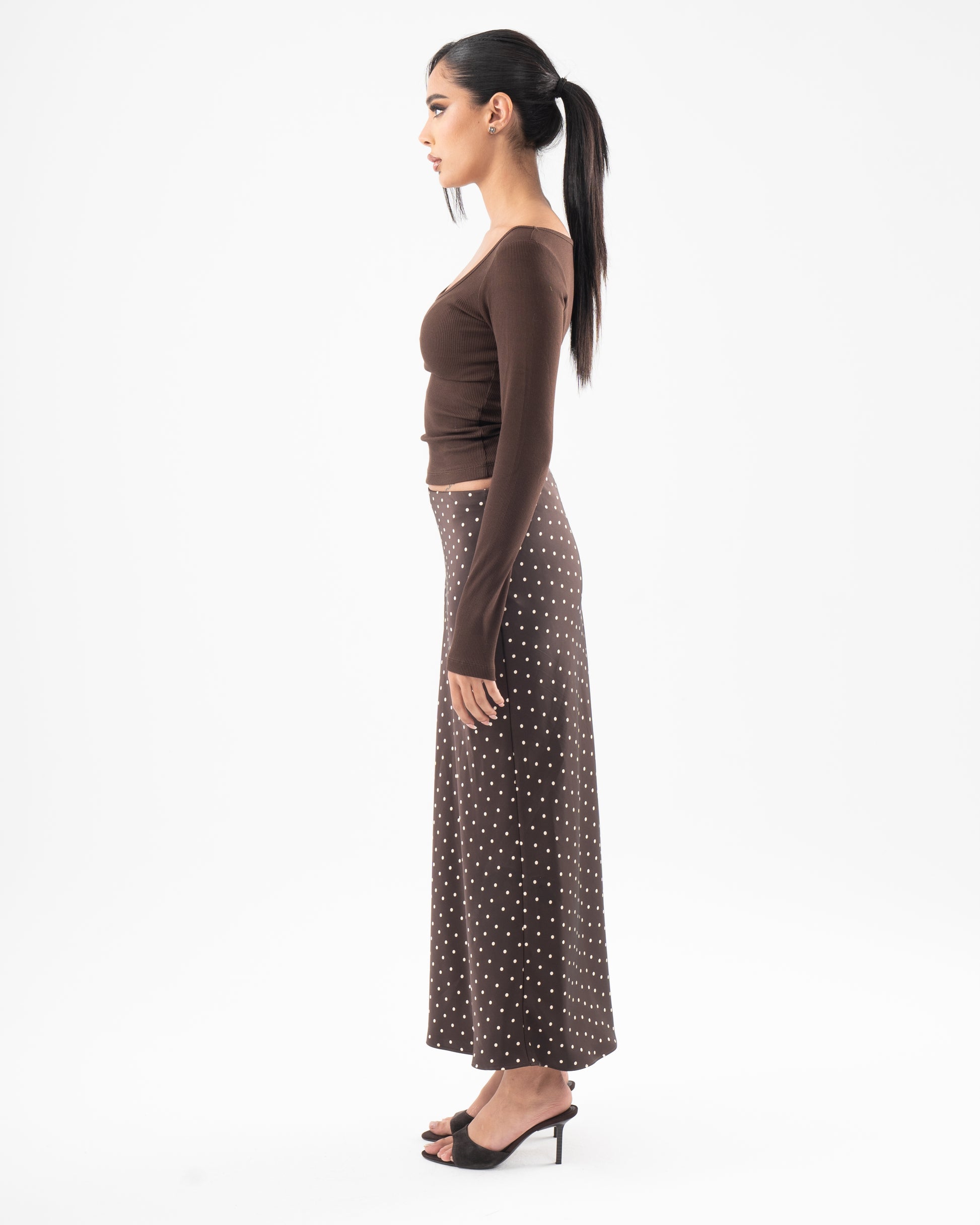 Core Skin Scoop Top In Brown