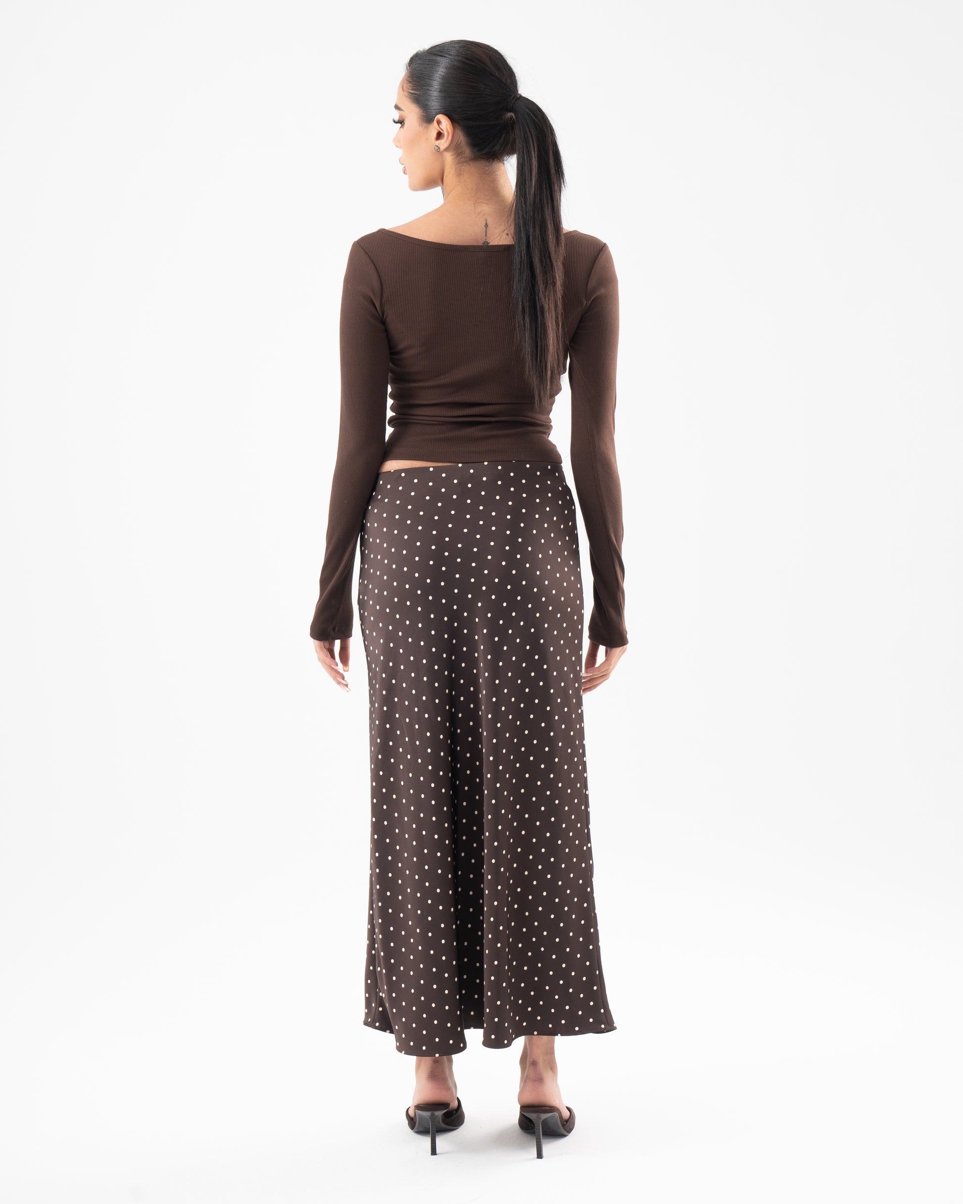 Core Skin Scoop Top In Brown